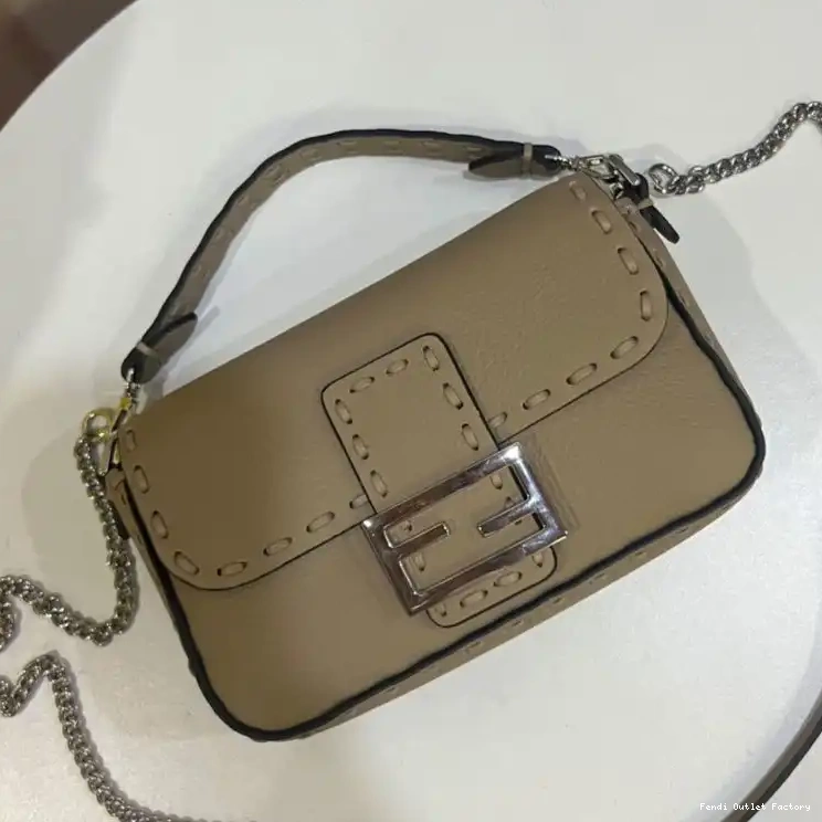 Vintage HOT Baguette Cuoio Leather Selleria Romano Mini In Bag Fendi Khaki 0520